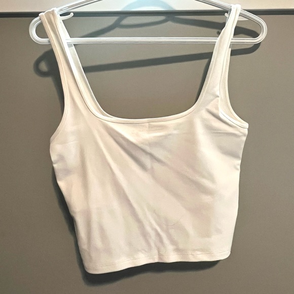 NWT A&F White Crop Tank - Picture 2 of 7